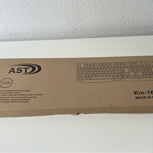 NEW AST Wired USB Keyboard Kin-16 NIB Computer Media Black - Picture 3 of 5